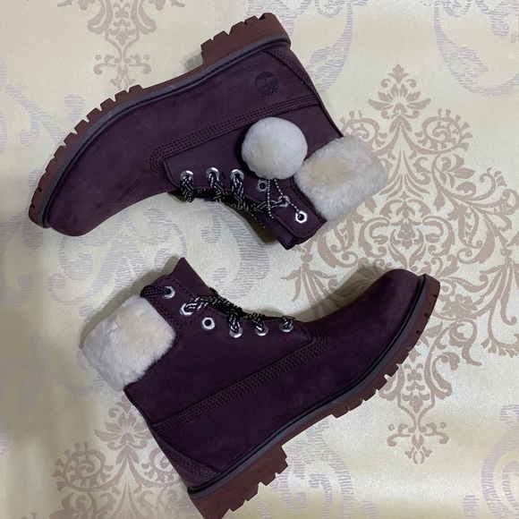 TIMBERLAND WOMEN'S 6-INCH PREMIUM W/SHEARLING BOOT - Picture 8 of 9